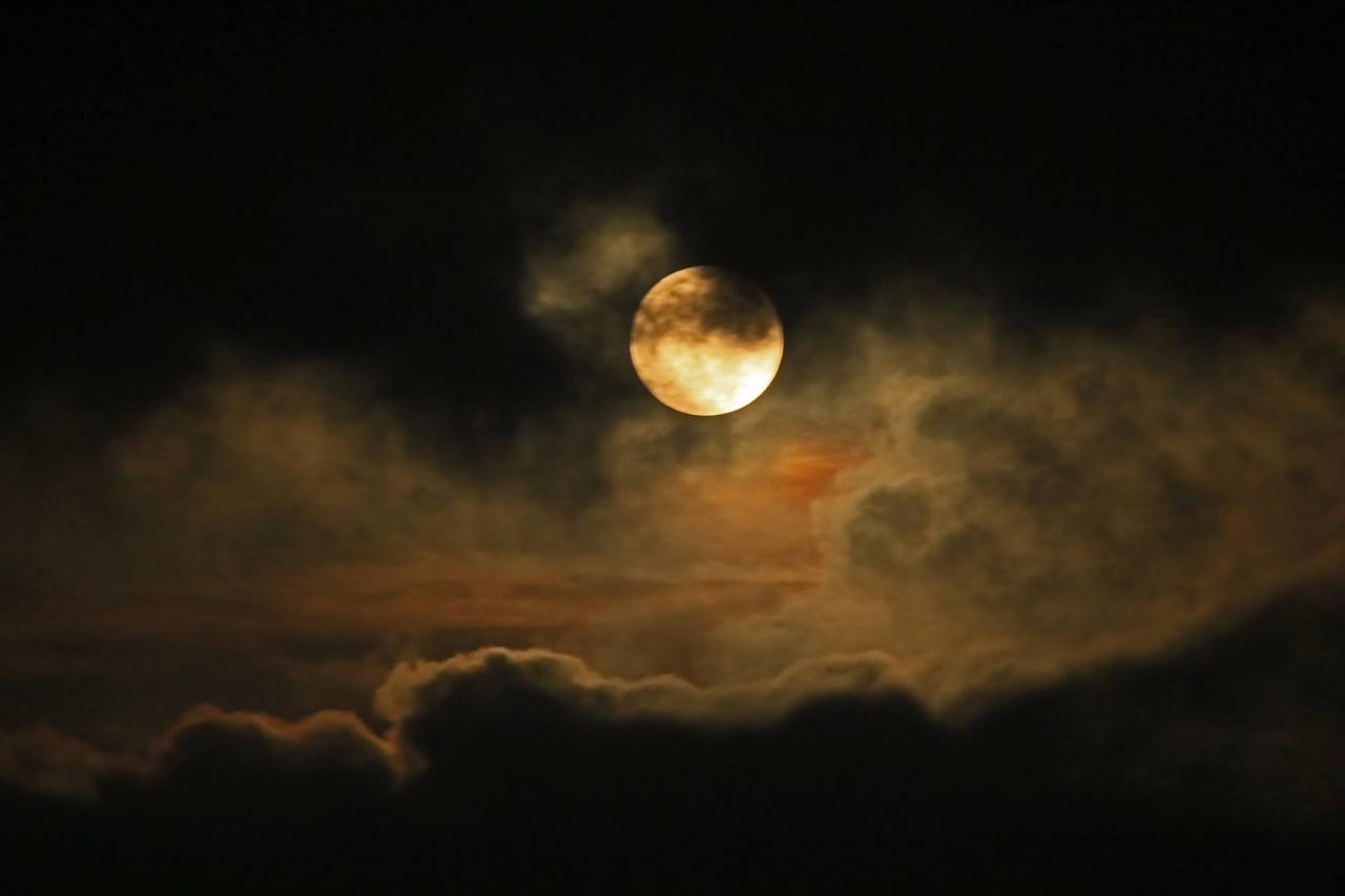 Eclipse de Lune dans le Gard